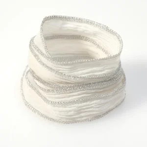 Ruban de soie teint à la main Blanc couture argentée