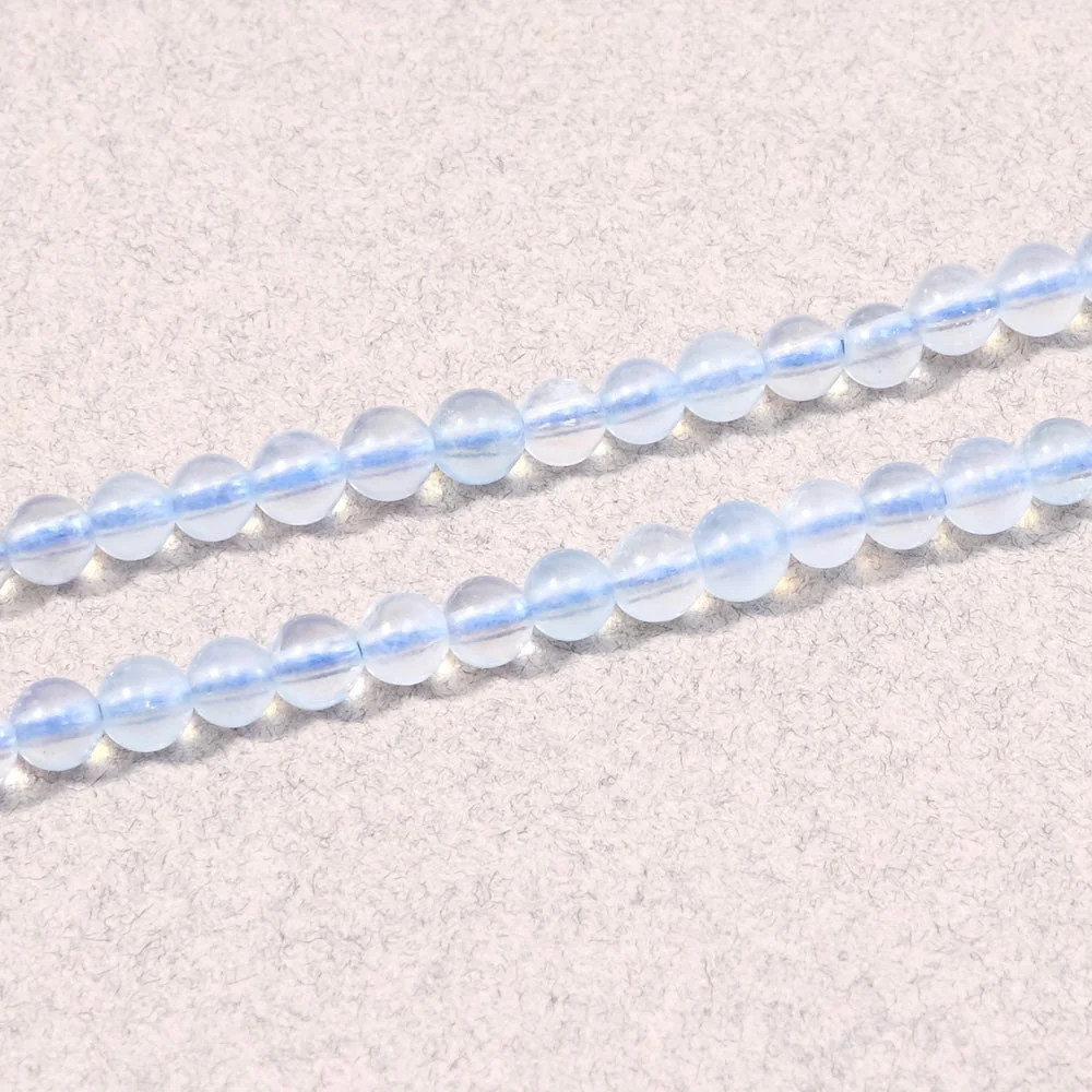 Fil de perles naturelles rondes 4mm en Aigue marine – Image 3